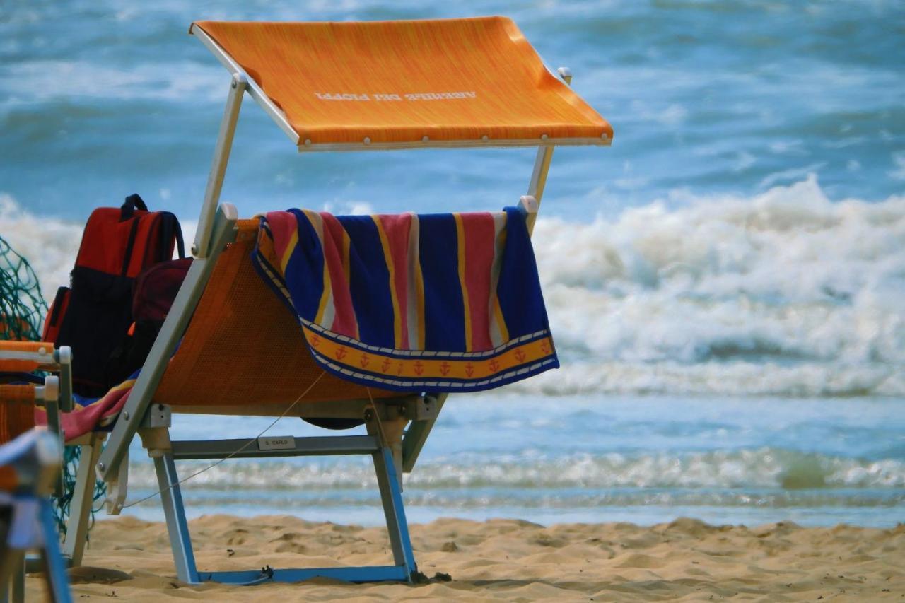 Hotel Garni San Carlo Lido di Jesolo Exteriör bild
